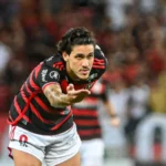 Pedro do Flamengo comemora gol